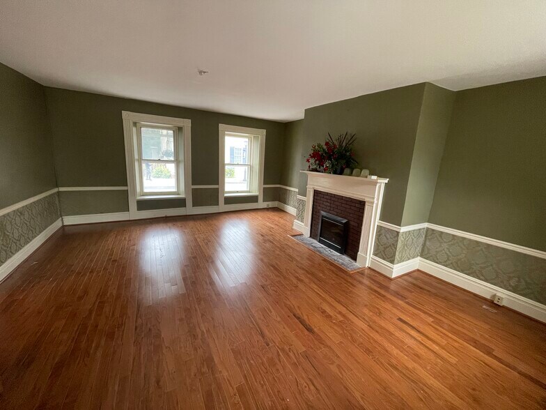 117 S Main St, Moorefield, WV à vendre - Photo de l’immeuble – Image 3 sur 3