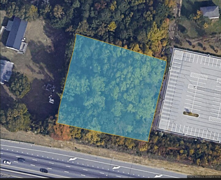 705 Cobb St, Lowell, NC à vendre - Photo de l’immeuble – Image 3 sur 4