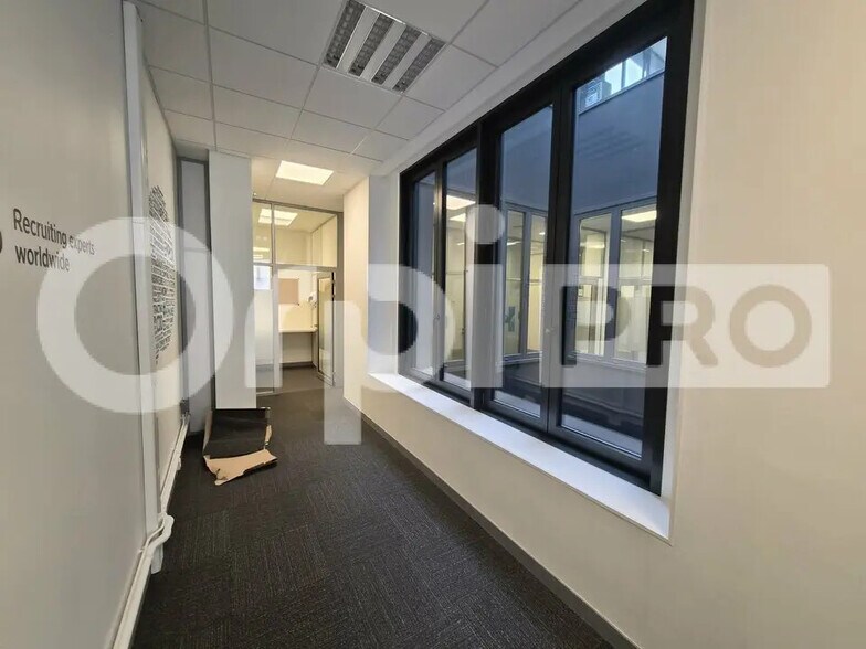 Bureau dans Reims à louer - Photo intérieure – Image 3 sur 12