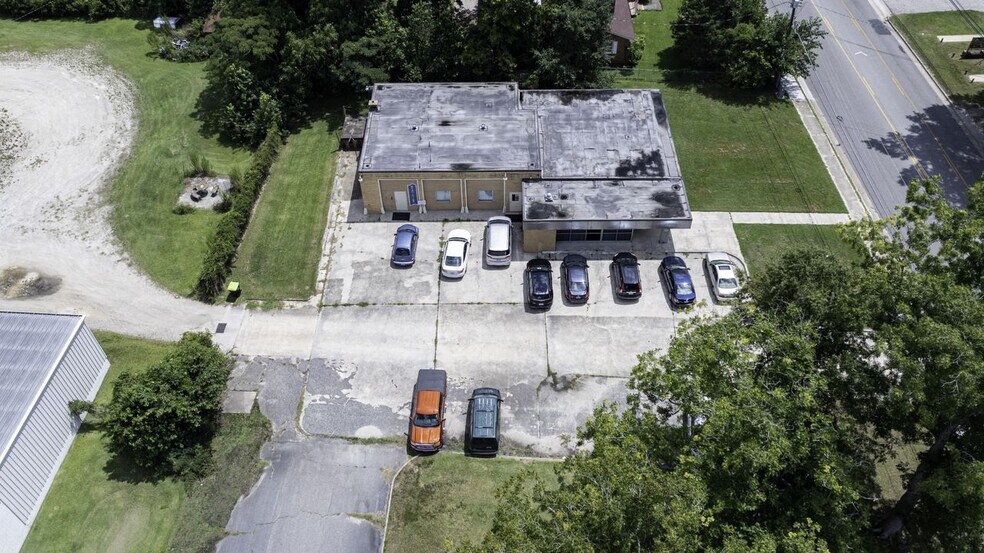 425 S Lee St, Whiteville, NC à vendre - Photo de l’immeuble – Image 2 sur 31