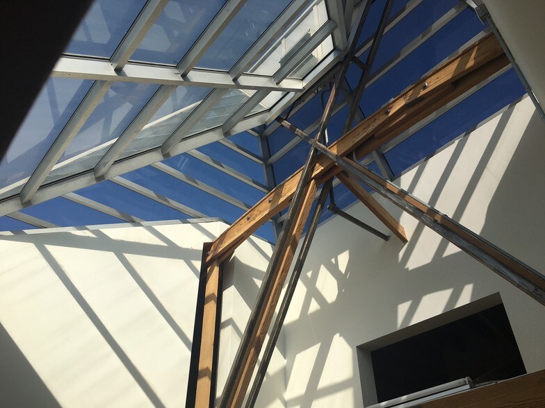 9046 Lindblade St, Culver City, CA à louer - Photo intérieure – Image 2 sur 4