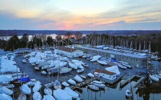 Plus de détails pour 4079 Cadle Creek Rd, Mayo, MD - Spécialisé à vendre