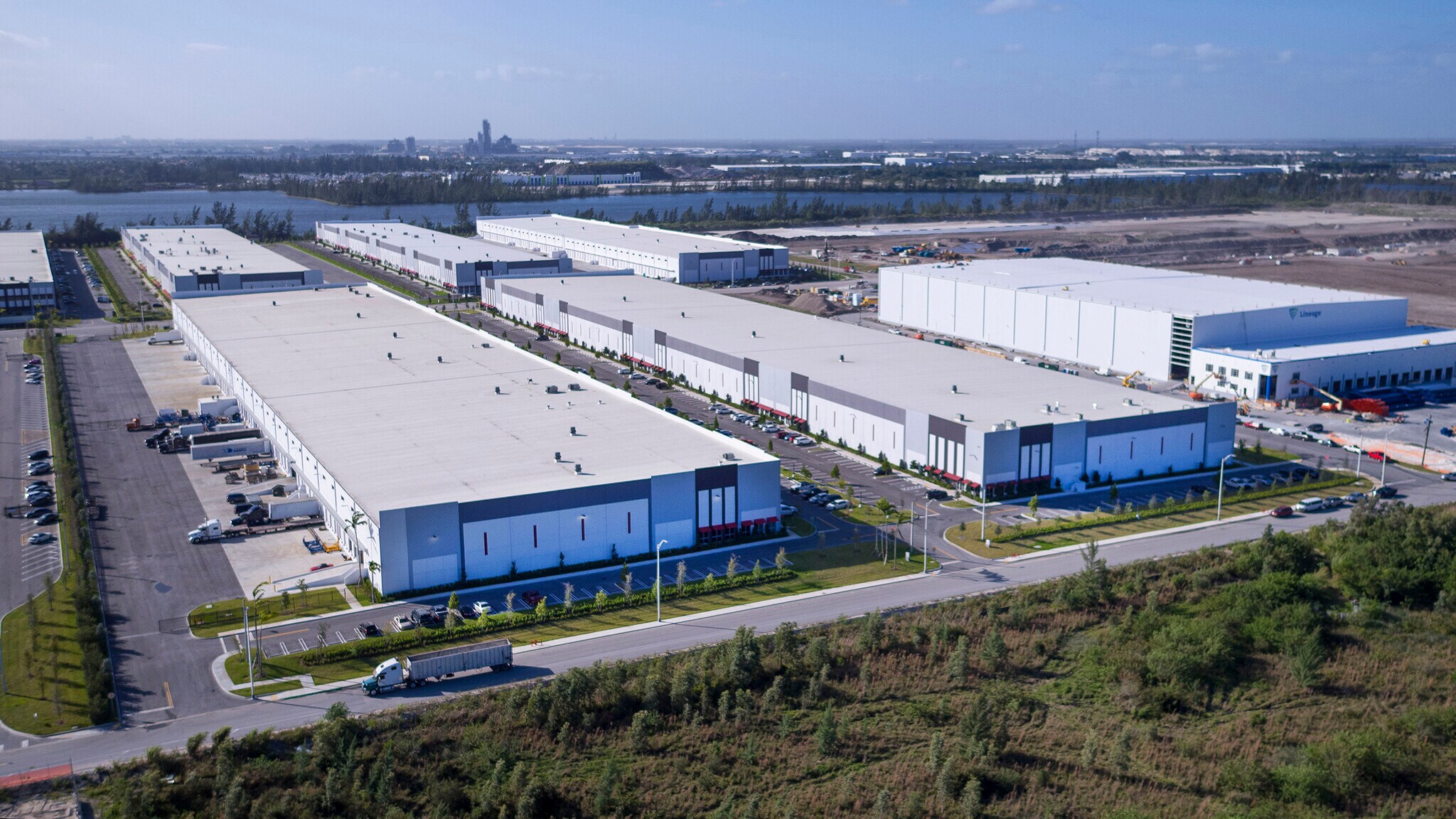 3870 W 108 St, Hialeah, FL à louer Aérien– Image 1 sur 2