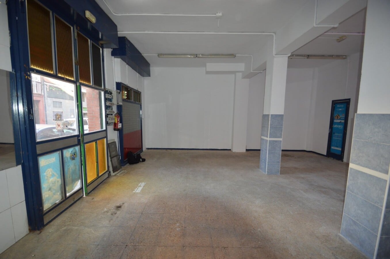 Santa Coloma de Gramenet, BAR 08923 - Lot - -  - Photo intérieure - Image 1 of 15