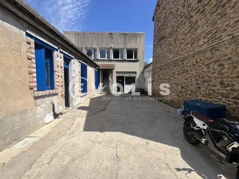 Local d'activités dans Champigny-sur-Marne à vendre Photo de l’immeuble– Image 1 sur 18
