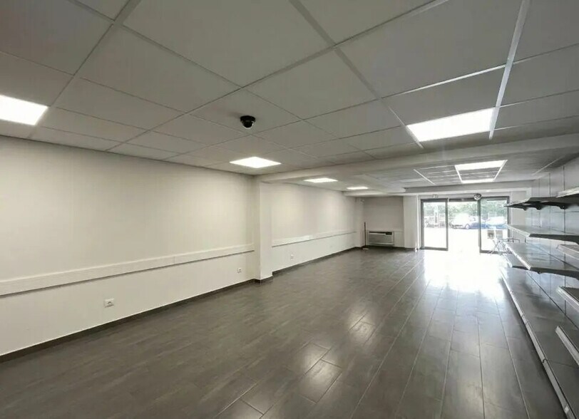 Local commercial dans Cannes à louer - Photo intérieure – Image 1 sur 3