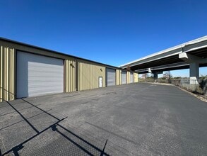 4143 118th Ave N, Clearwater, FL à louer Photo de l’immeuble– Image 2 sur 16