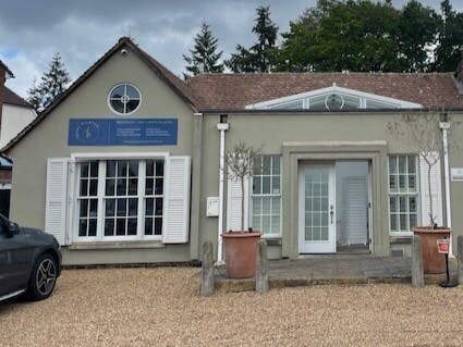 1 Haverleigh House, Ascot à louer - Photo de l’immeuble – Image 1 sur 8