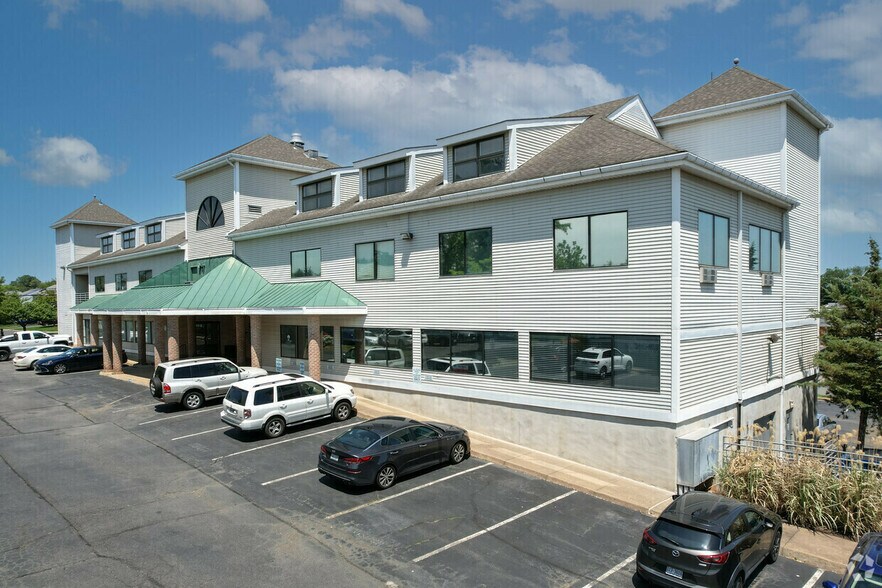602 S King St, Leesburg, VA à vendre - Photo de l’immeuble – Image 3 sur 69