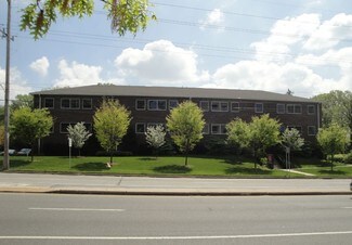 Plus de détails pour 3748 W Chester Pike, Newtown Square, PA - Coworking à louer