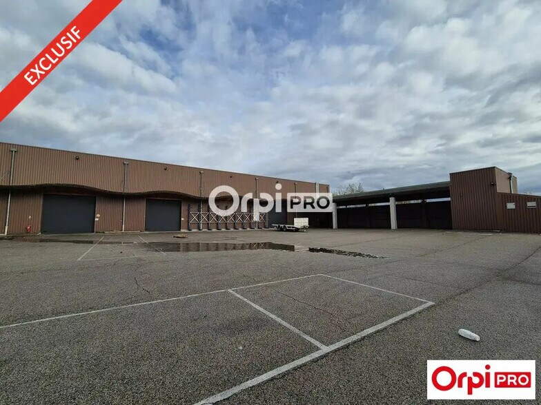 Local d'activités dans Avignon à vendre - Photo de l’immeuble – Image 2 sur 12