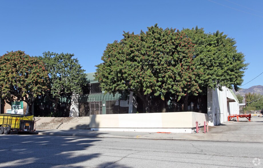 12950 Bradley Ave, Sylmar, CA à louer - Photo de l’immeuble – Image 3 sur 15