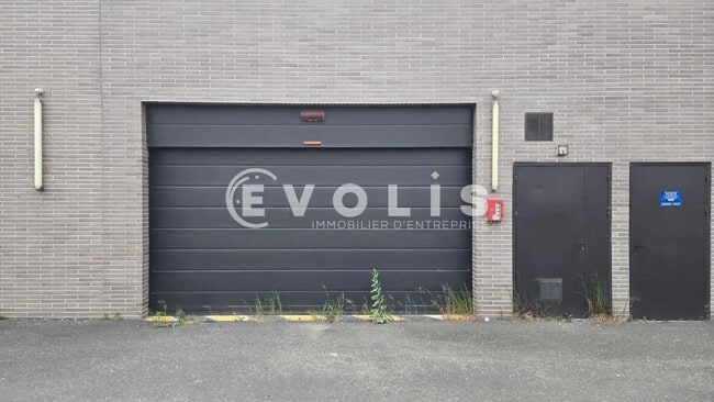 Plus de détails pour 33 Boulevard Du Colonel Fabien, Ivry-sur-Seine - Bureau, Local d'activités à louer
