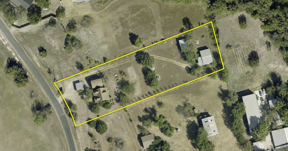 747 Lemens Ave, Hutto, TX à vendre - Aérien – Image 2 sur 2