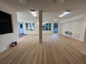 209 N 8th St, Stroudsburg, PA à louer Photo intérieure– Image 2 sur 4