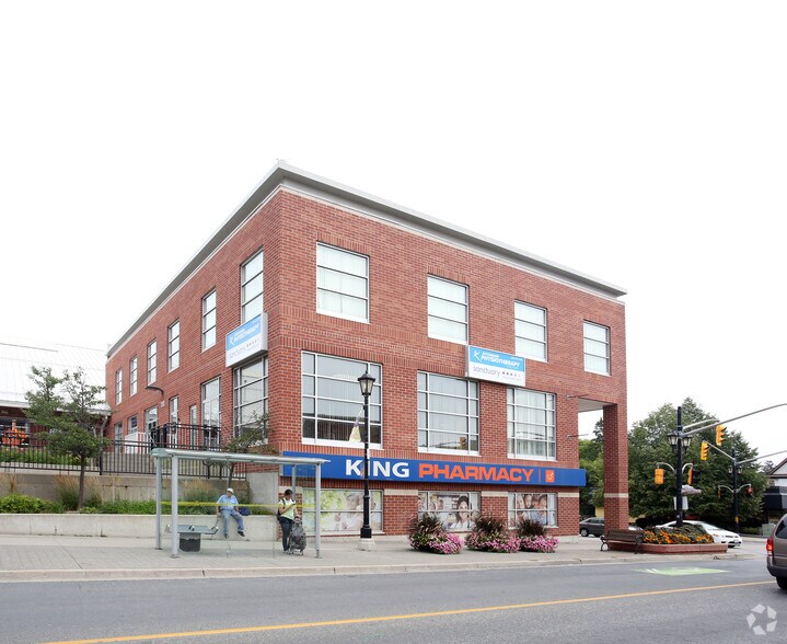 310 King St E, Kitchener, ON à louer - Photo de l’immeuble – Image 2 sur 3