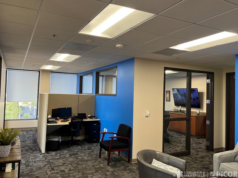 5151 E Broadway Blvd, Tucson, AZ à louer - Photo intérieure – Image 3 sur 13