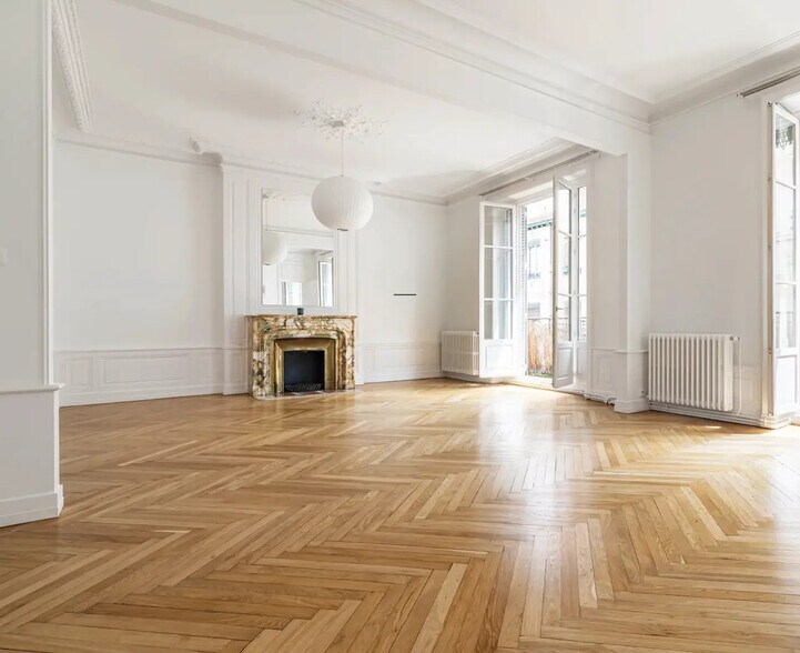 Bureau dans Paris à louer - Photo de l’immeuble – Image 2 sur 5