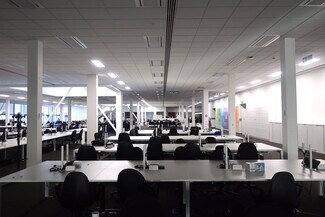 Plus de détails pour 1 Portal Way, Londres - Bureau à louer
