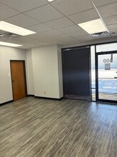 13500 Midway Rd, Farmers Branch, TX à louer Photo intérieure– Image 1 sur 11