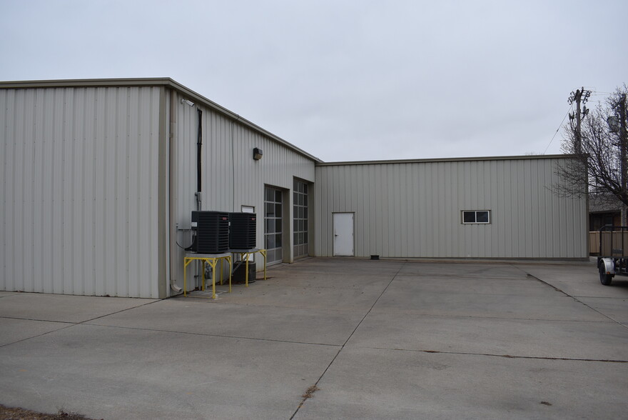 633 E 23rd St, Fremont, NE à vendre - Photo de l’immeuble – Image 3 sur 7