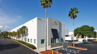 Plus de détails pour 3801-3899 SW 30th Ave, Fort Lauderdale, FL - Industriel/Logistique à louer