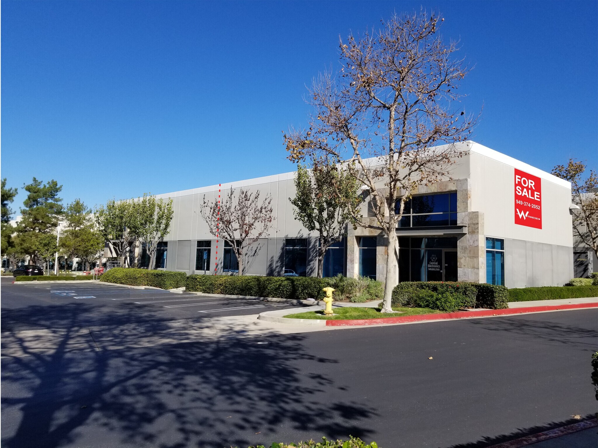 26244 Enterprise Ct, Lake Forest, CA à vendre Photo principale– Image 1 sur 15