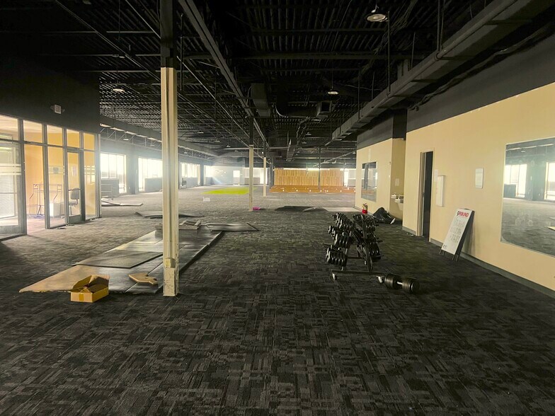 8733-Unit 300 17 Bypass Hwy, Myrtle Beach, SC à louer - Photo de l’immeuble – Image 3 sur 33