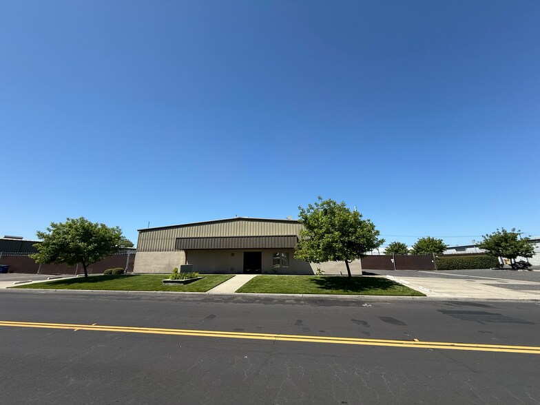 4847 Stratos Way, Modesto, CA à louer - Photo principale – Image 1 sur 21