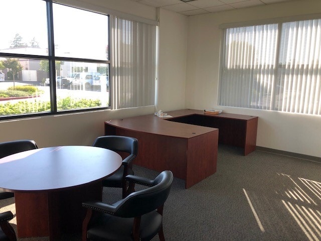 923 Berryessa Rd, San Jose, CA à louer - Photo intérieure – Image 2 sur 6