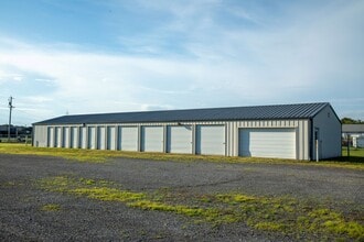 20641 Sussex Hwy, Seaford, DE à louer Photo de l’immeuble– Image 1 sur 3
