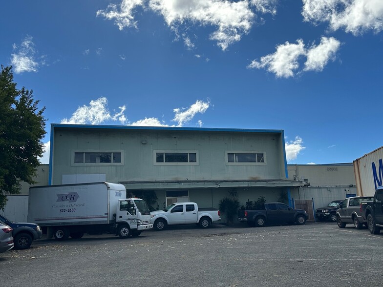 1369 Colburn St, Honolulu, HI à louer - Photo de l’immeuble – Image 1 sur 4