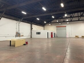 5900 Pruitt Ave, Windsor, CA à louer Photo intérieure– Image 2 sur 11