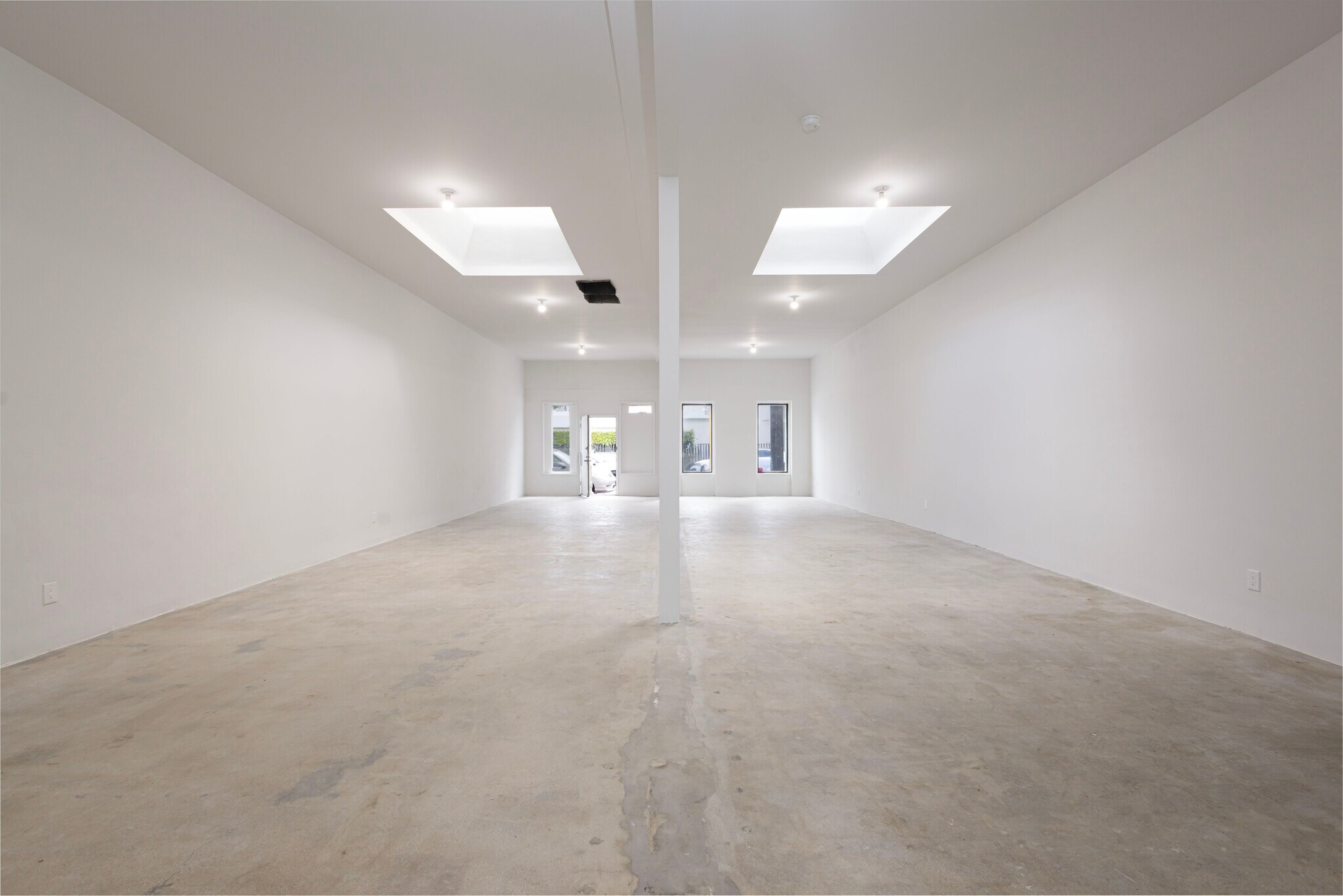 1157 S Robertson Blvd, Los Angeles, CA à louer Photo de l’immeuble– Image 1 sur 14