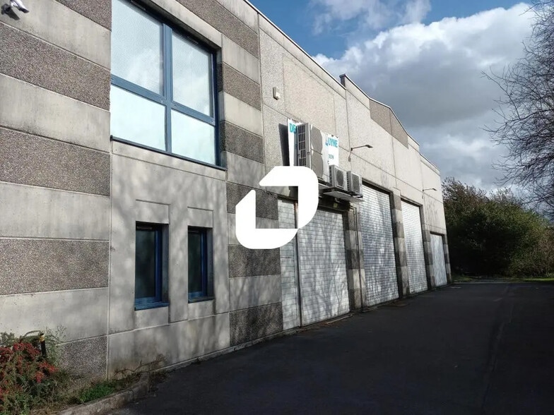 37 Rue De La Distillerie, Villeneuve-d'Ascq à louer - Photo de l’immeuble – Image 3 sur 11