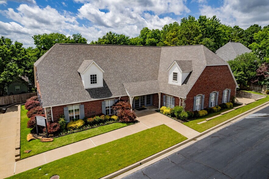 6119 E 91st St, Tulsa, OK à vendre - Photo de l’immeuble – Image 1 sur 17