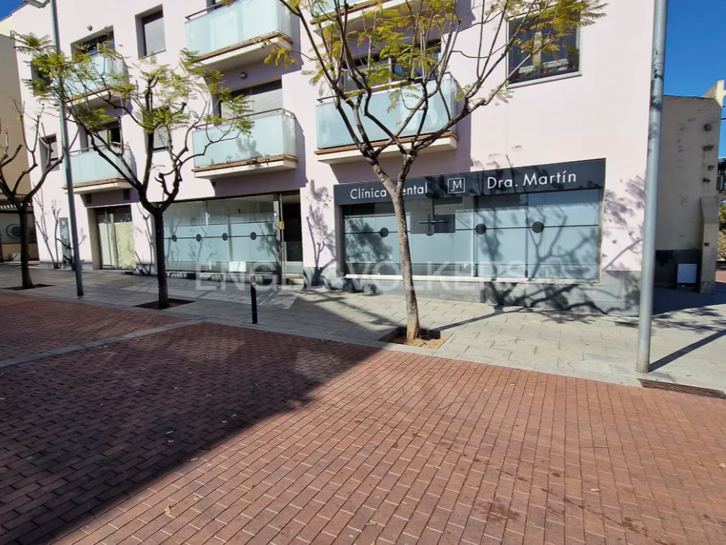 Santa Coloma de Cervelló, BAR 08690 - - - Photo intérieure - Image 1 of 14