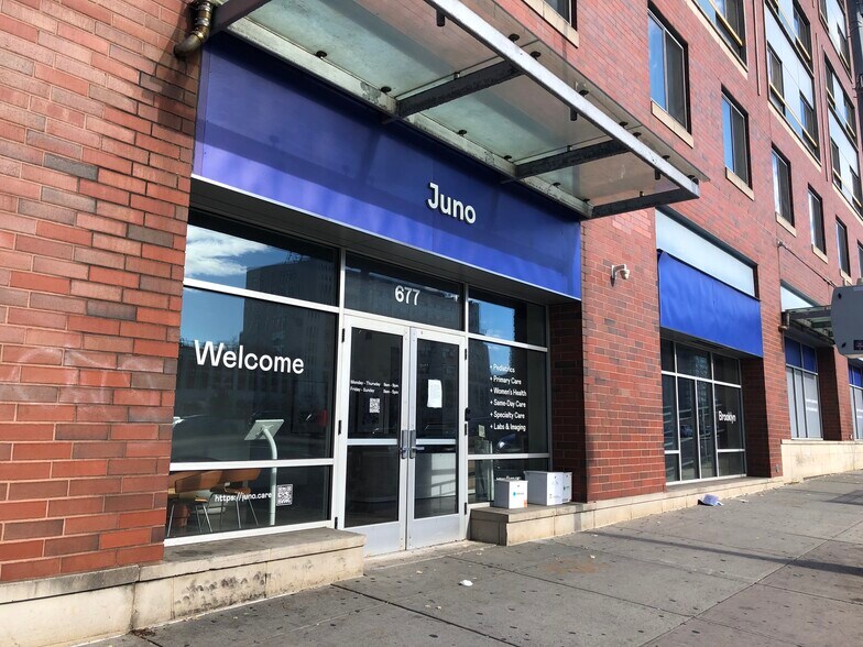 677 Atlantic Ave, Brooklyn, NY à louer - Photo de l’immeuble – Image 2 sur 19
