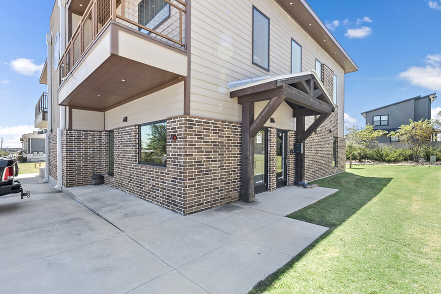 3026 Barron Rd, College Station, TX à louer - Photo de l’immeuble – Image 3 sur 11