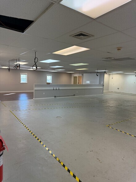 5007 Industrial Rd, Wall, NJ à louer - Photo de l’immeuble – Image 3 sur 12