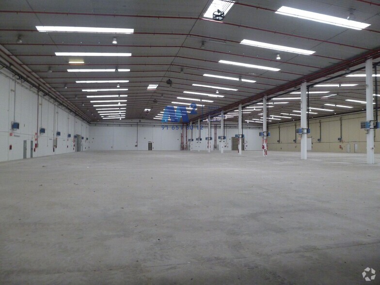 Industriel/Logistique dans Azuqueca de Henares, Guadalajara à louer - Photo de l’immeuble – Image 2 sur 6