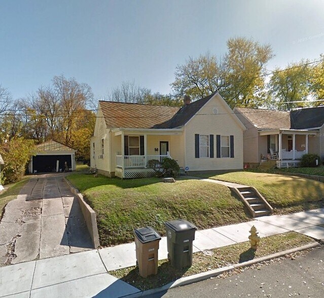 320 N Fountain St, Cape Girardeau, MO à vendre - Photo principale – Image 1 sur 1