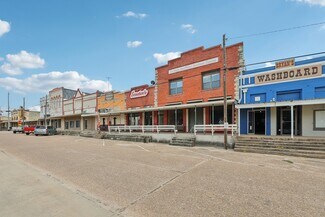 Plus de détails pour 113 N Main St, Moulton, TX - Local commercial à vendre