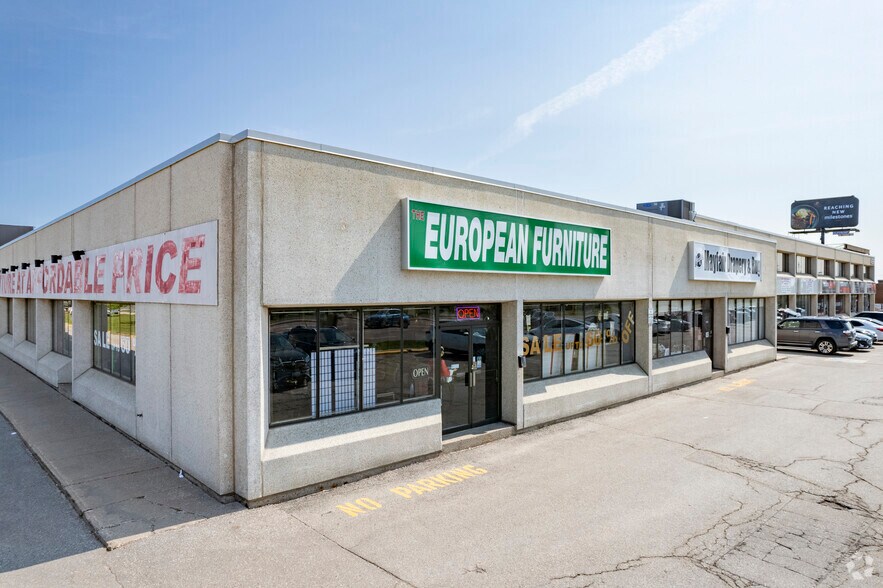4699 Keele St, Toronto, ON à louer - Photo de l’immeuble – Image 2 sur 6