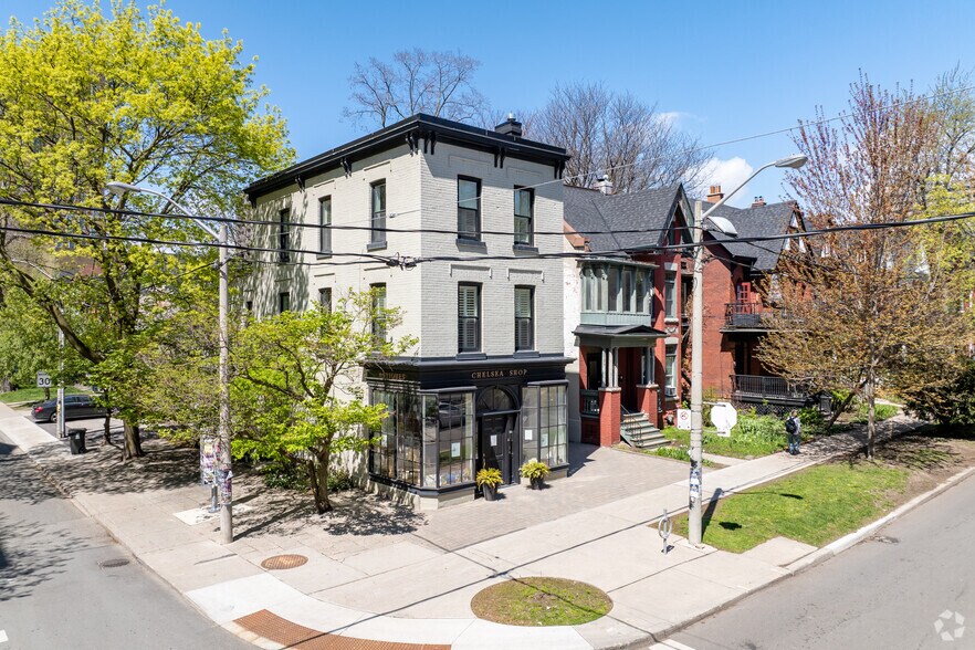 386 Huron St, Toronto, ON à louer - Photo de l’immeuble – Image 3 sur 13