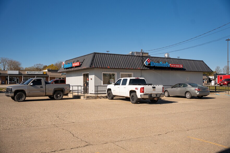 5784 W US Highway 10, Ludington, MI à vendre - Photo de l’immeuble – Image 2 sur 7