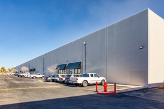 Plus de détails pour 3245 E Patrick Ln, Las Vegas, NV - Industriel/Logistique à louer
