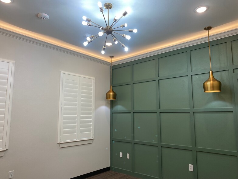 4061 Kirkpatrick Ln, Flower Mound, TX à louer - Photo de l’immeuble – Image 3 sur 8