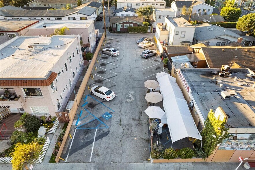 2400 E 7th St, Long Beach, CA à vendre - Photo de l’immeuble – Image 3 sur 50