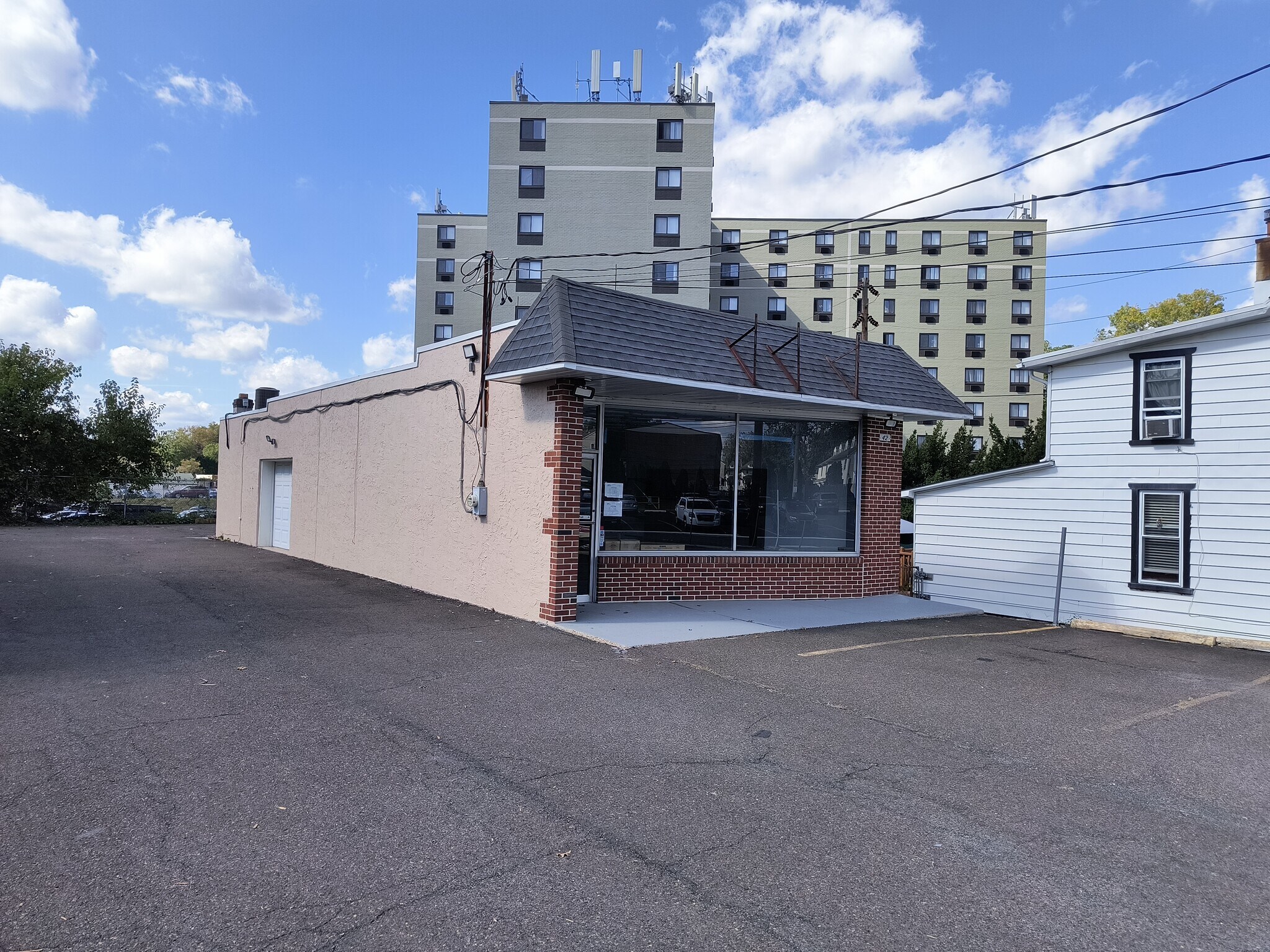 42 Penn St, Hatboro, PA à louer Photo de l’immeuble– Image 1 sur 7